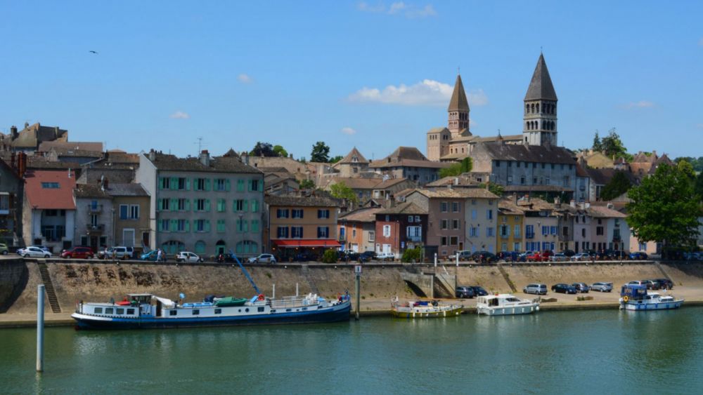  Activities in Tournus and in Burgundy